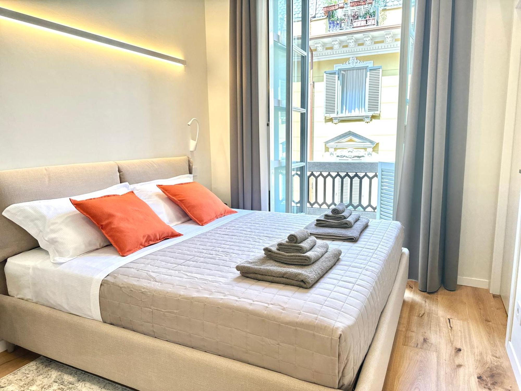 Savoy Luxury Apartment City Center Turim Exterior foto